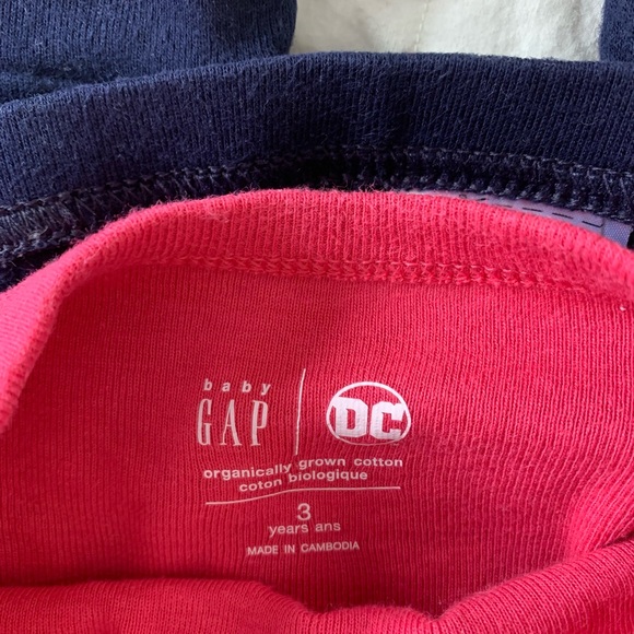 Baby Gap Wonder Woman PJs - Size 3T - Picture 5 of 5